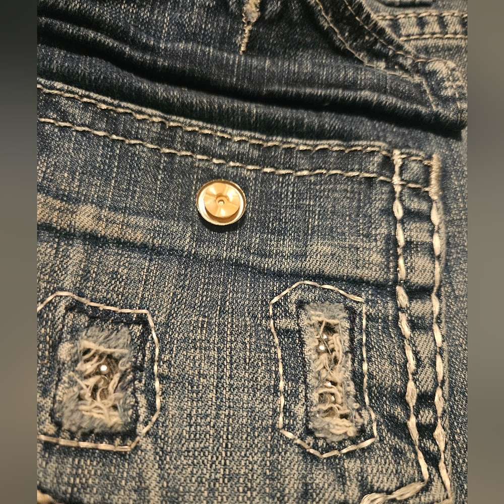 Western Women's Jeans - Picture 1 of 5